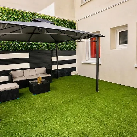 Independent With Shared Courtyard *